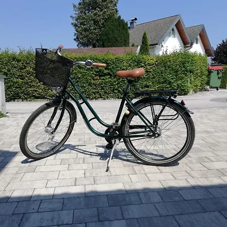 Knusperhaus Mit Garten Ferienhaus *