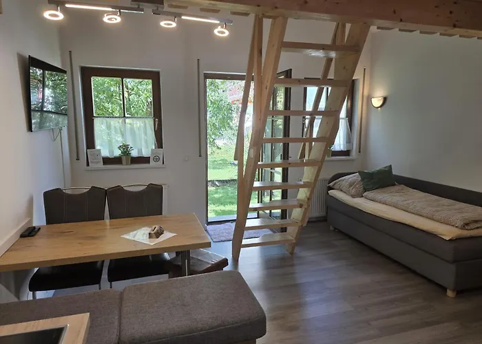 Knusperhaus Mit Garten