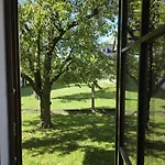 Knusperhaus Mit Garten Semesterbostad