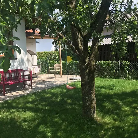 Dom wakacyjny Knusperhaus Mit Garten Salzburg